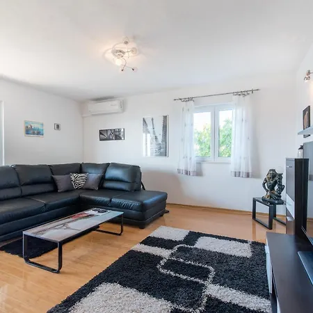 Apartament Gorana